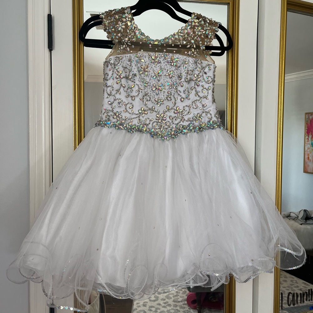 Size 8 White Ritzee girl formal dress